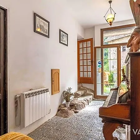 Maison Bergoun לינה וארוחת בוקר