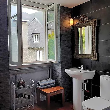 לינה וארוחת בוקר Maison Bergoun Borce