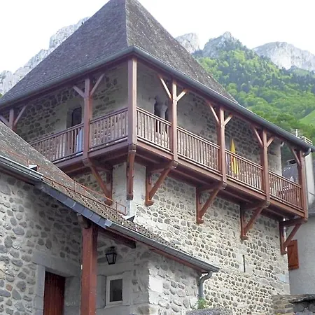 Maison Bergoun לינה וארוחת בוקר