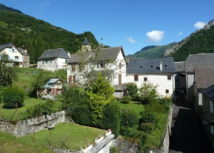 Maison Bergoun Bed & Breakfast Borce